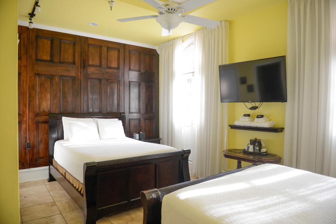 Frenchmen Hotel نيو أورلينز المظهر الخارجي الصورة